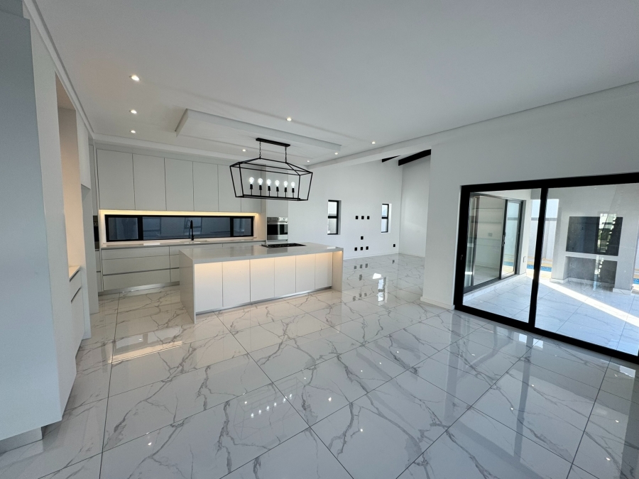 3 Bedroom Property for Sale in Sandown Western Cape